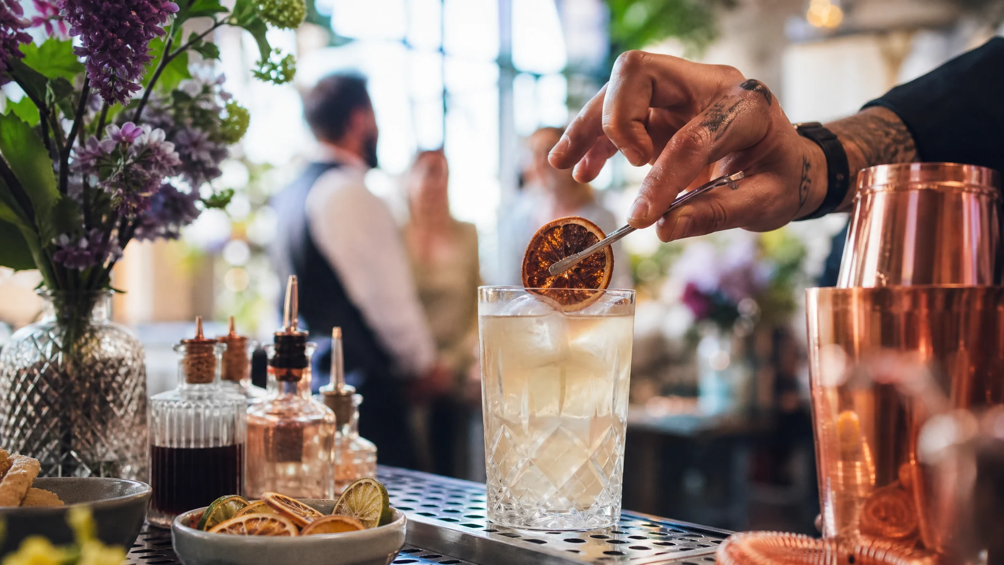 Barkeeper - Cocktailauswahl und Menügestaltung: So entsteht deine Bar-Identität