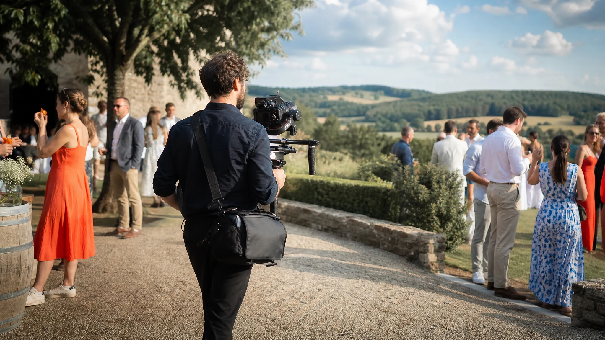 Videograf Hochzeit in der Nähe - Von NRW bis in den Rest der Republik: Wo du suchst, wenn die Hochzeit weitgereist ist