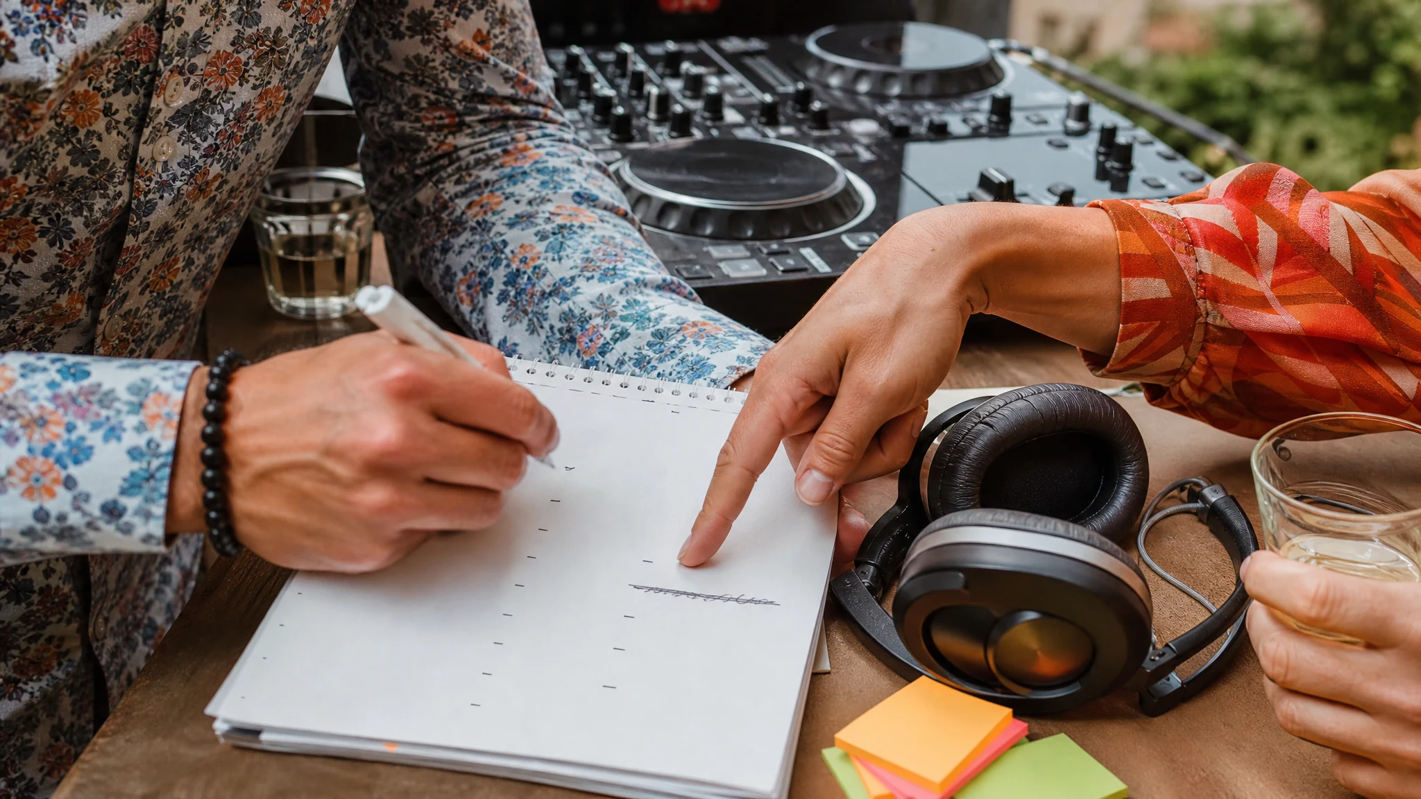 DJ Hochzeit Siegburg - Musik, die wirklich passt: Wunschliste und No-Go-Liste
