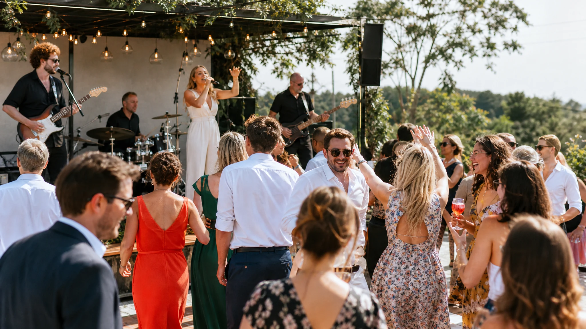 Hochzeitsband mieten - Warum eine Coverband für Hochzeiten die erste Wahl ist
