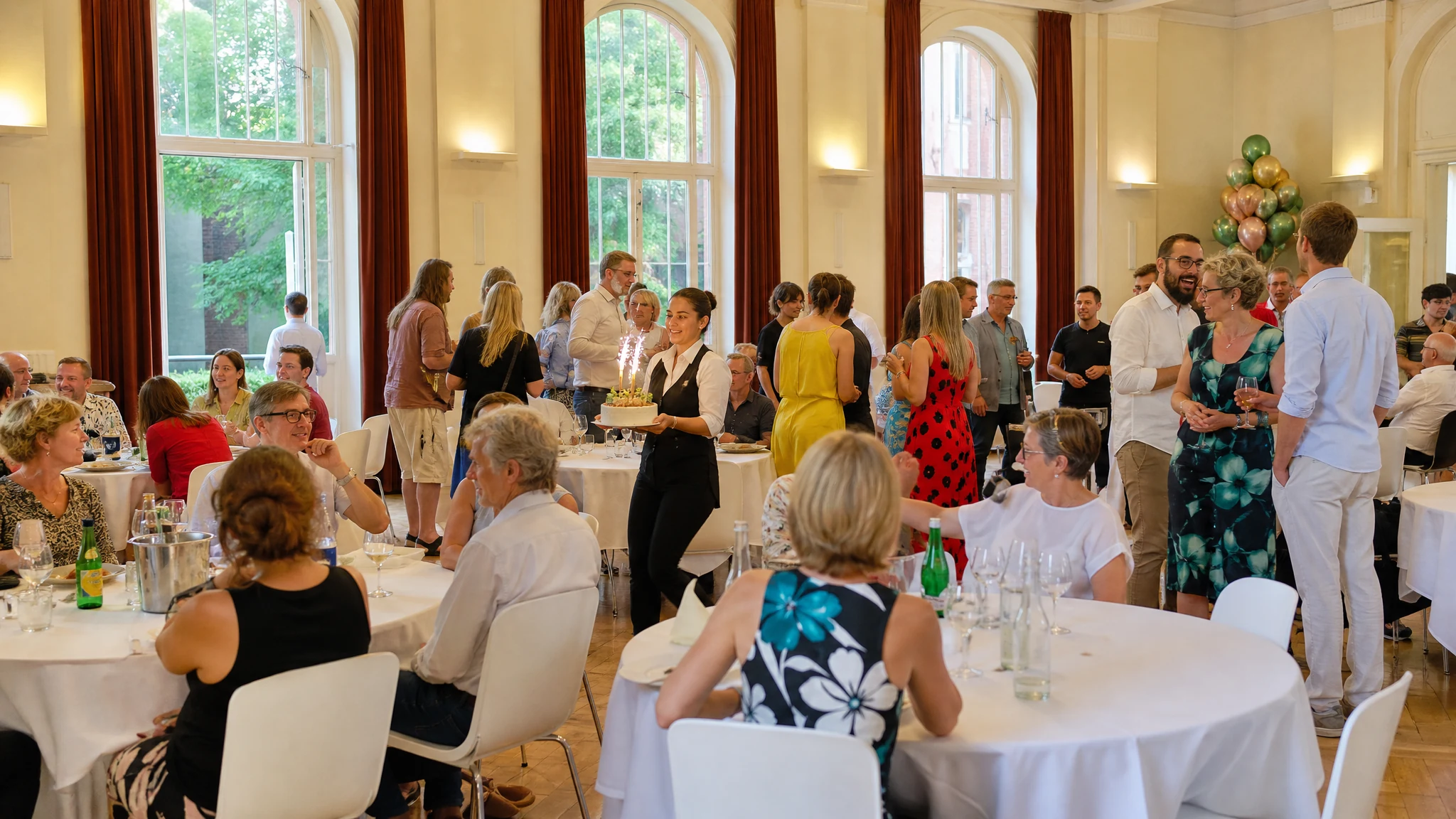 Saal zum Geburtstag mieten - 1. Der klassische Festsaal - verlässlich und geräumig